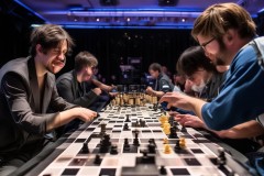 五子棋新玩法：G2战队边下棋边跳舞，重拾童年游戏的纯粹快乐